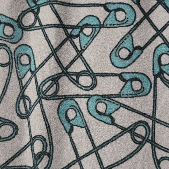 LuLaRoe One Size (2-10) Legging Safety Pins Gray Butter Soft Stretch Pants Ankle - Picture 4 of 7